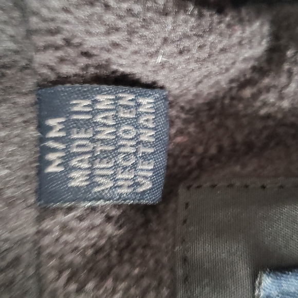 Weatherproof jacket - Picture 5 of 15